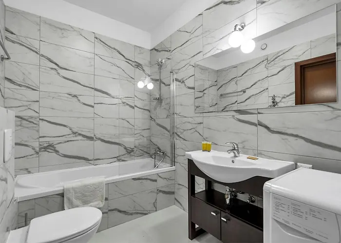 Wola Sunshine Free Parking * Warsaw